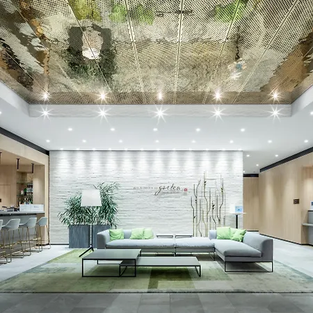 Hilton Garden מלון