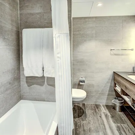 Hilton Garden 4* Wiener Neustadt