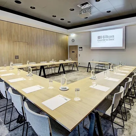 酒店 Hilton Garden