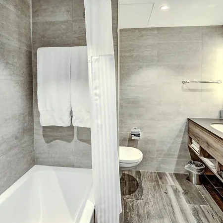 Hilton Garden 4* Wiener Neustadt