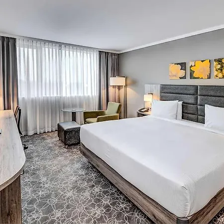 Hilton Garden Otel 4*