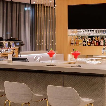 Hilton Garden מלון