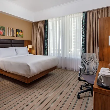 Hilton Garden 酒店 4*