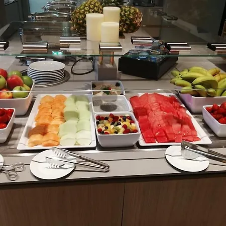 Hilton Garden 4*