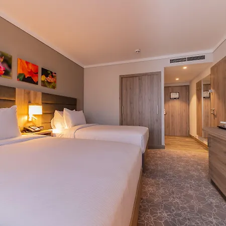 Hilton Garden 4*