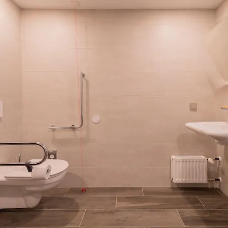 酒店 Hilton Garden